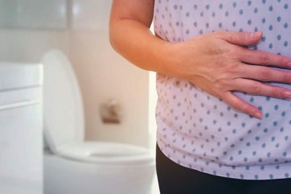 بررسی نشانه‌های خطرناک یبوست در مجله آدوراطب